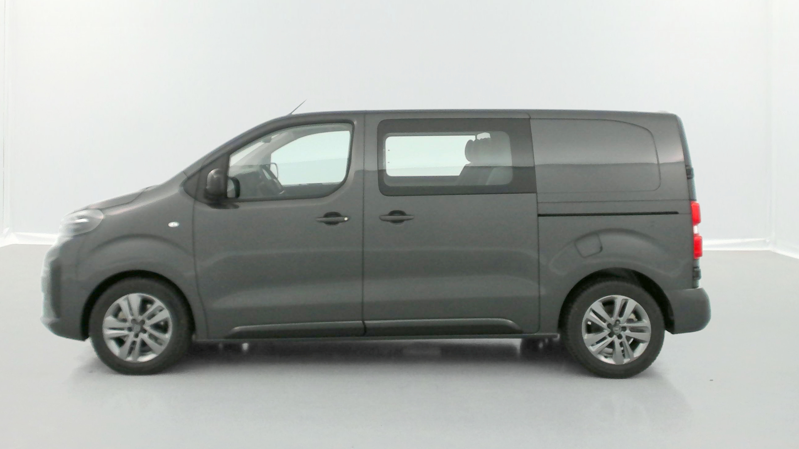 GLI00007636_p53 - PEUGEOT - EXPERT CA - 2025 - photo 4