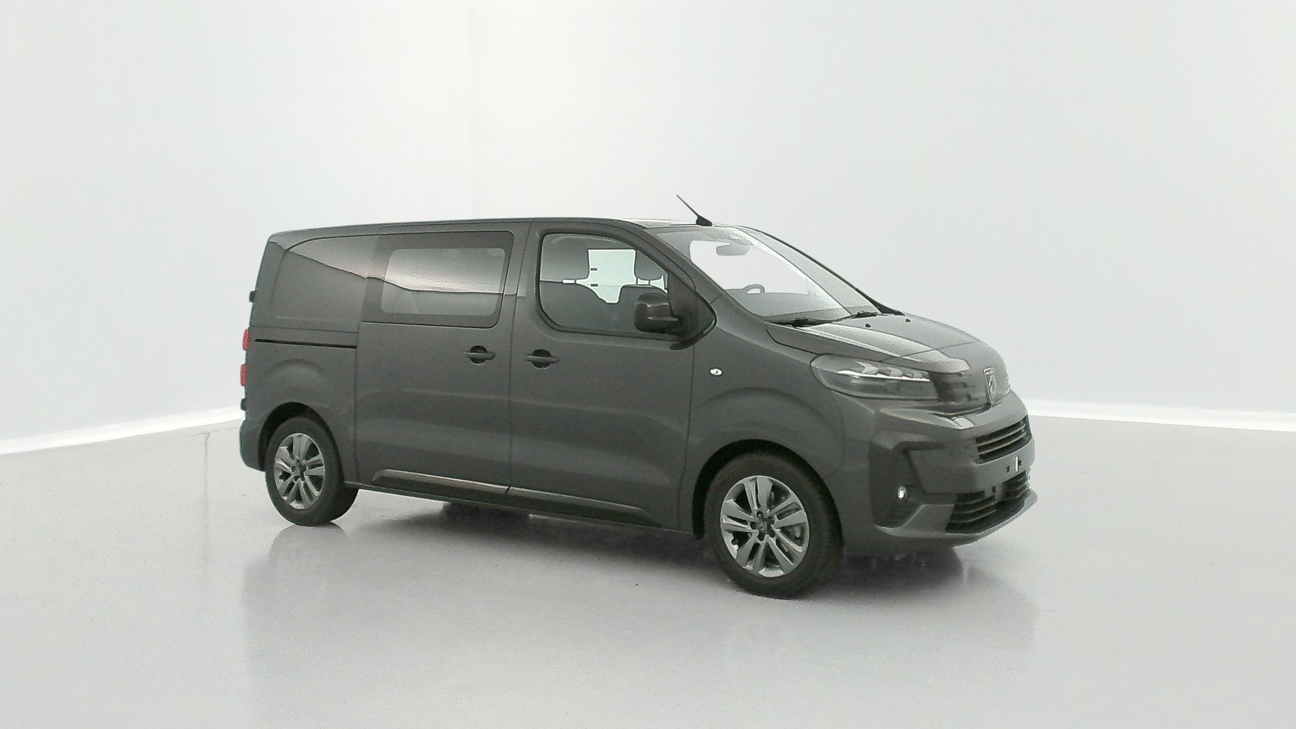 GLI00007636_p53 - PEUGEOT - EXPERT CA - 2025 - photo 26