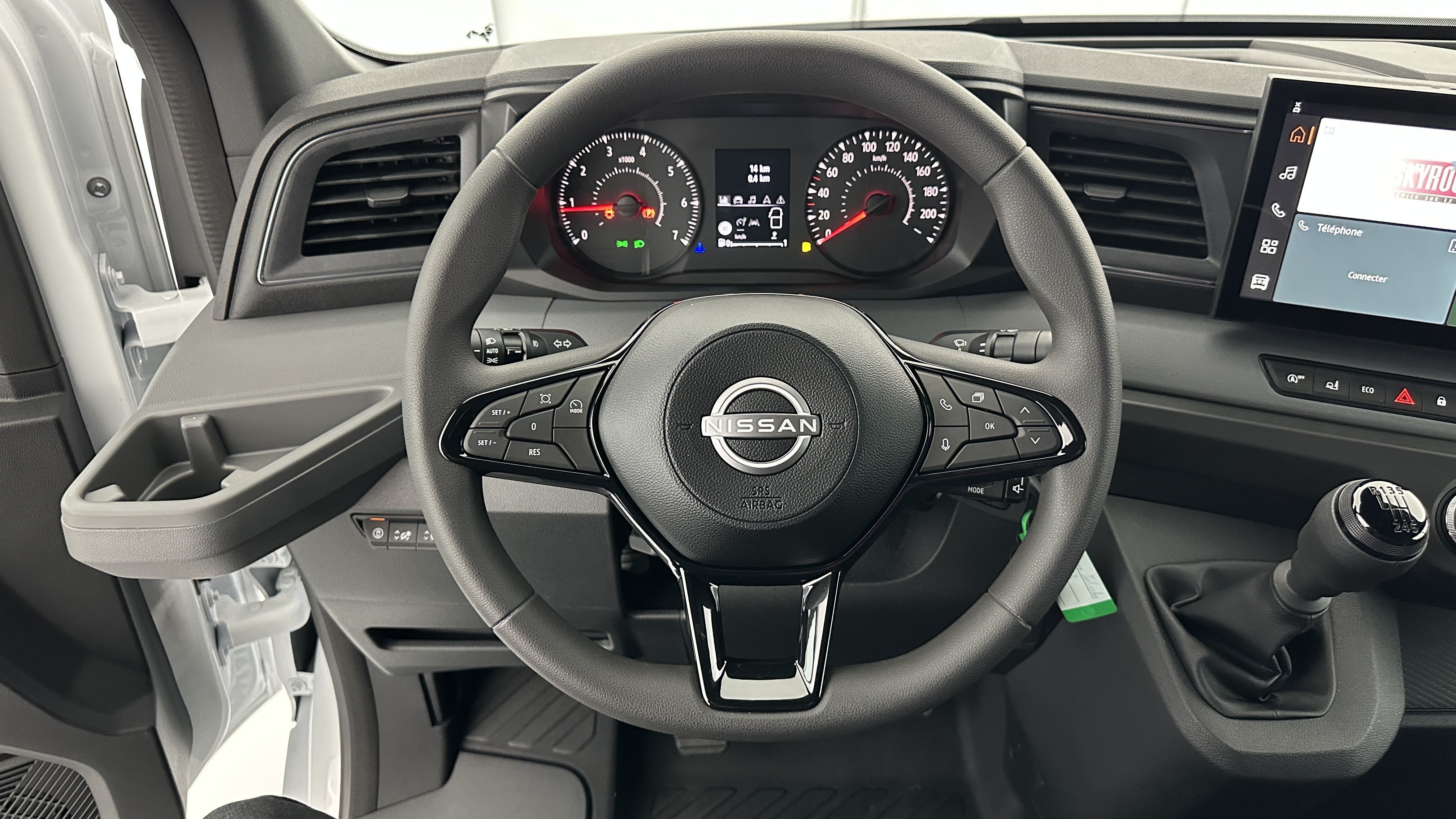 GLI00011038_p53 - NISSAN - INTERSTAR - 2025 - photo 11