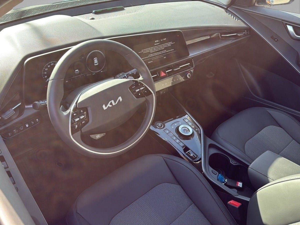 355716_p2 - KIA - NIRO - 2025 - photo 9