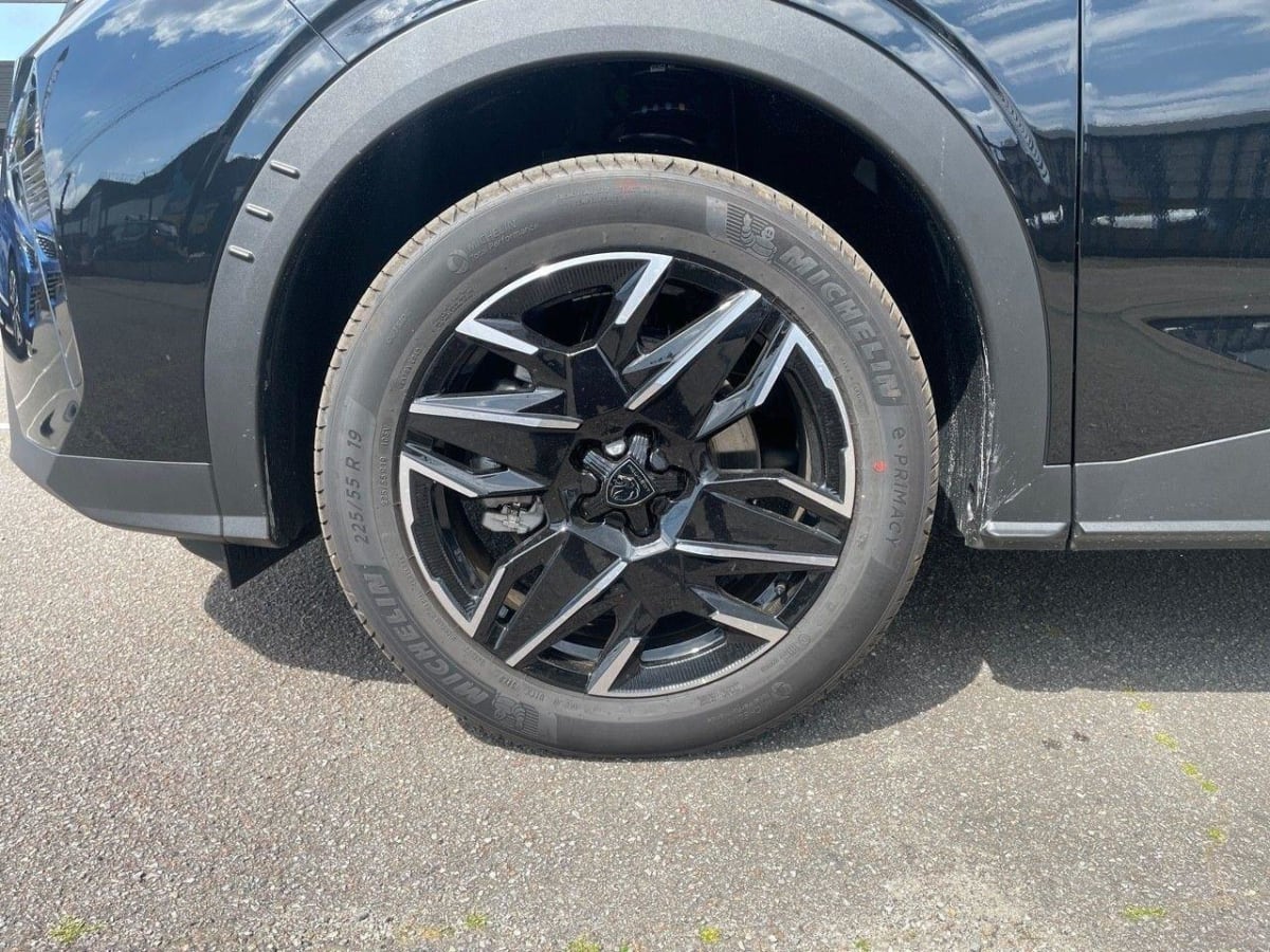 352033_p2 - PEUGEOT - 5008 - 2025 - photo 9