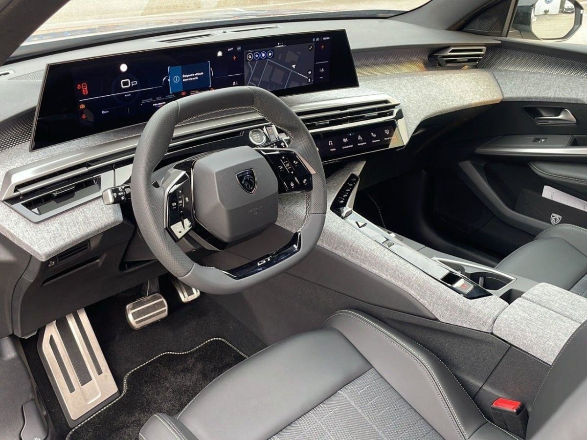 352585_p2 - PEUGEOT - 5008 - 2025 - photo 9