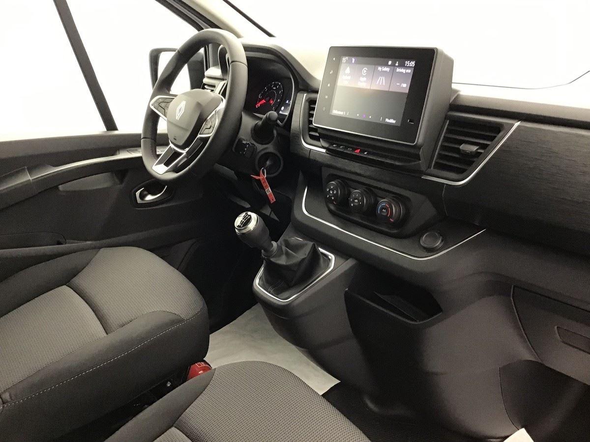 375036_p2 - RENAULT - TRAFIC - 2026 - photo 8