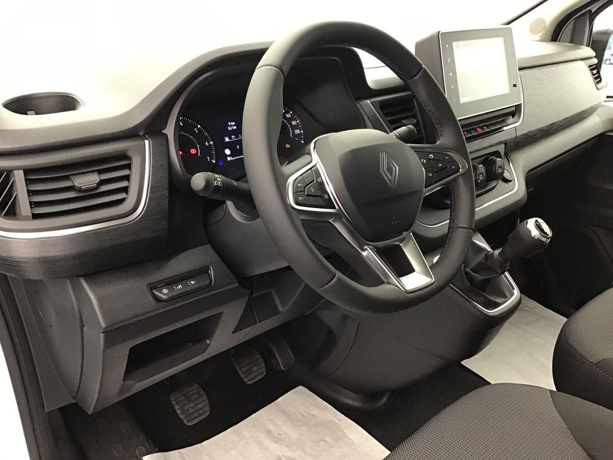 375036_p2 - RENAULT - TRAFIC - 2026 - photo 10
