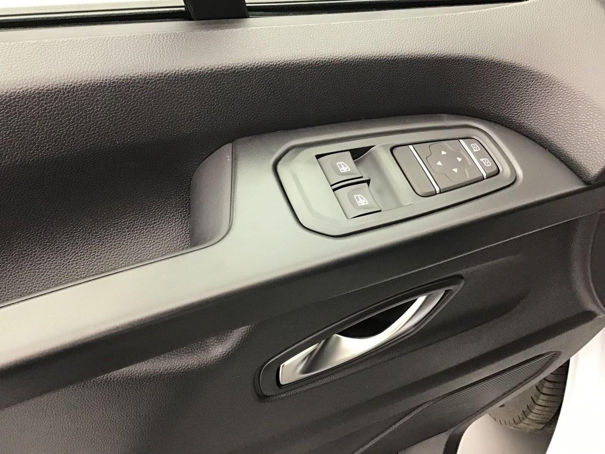 375036_p2 - RENAULT - TRAFIC - 2026 - photo 9