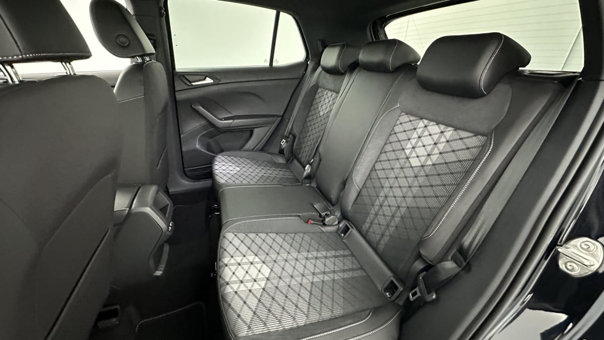 351211_p2 - VOLKSWAGEN - T CROSS - 2026 - photo 9
