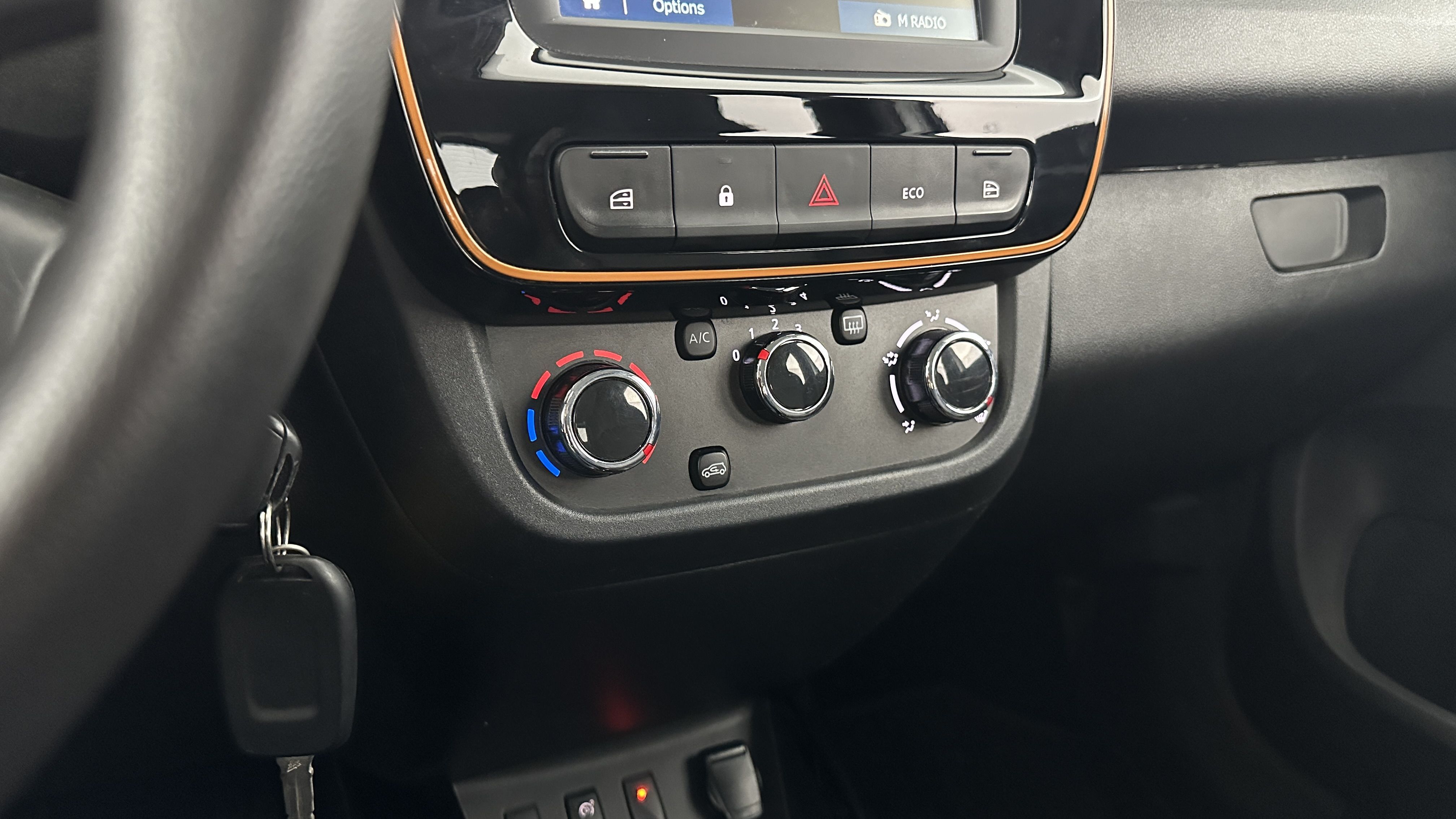 GLI00020007_p53 - DACIA - SPRING - 2021 - photo 19