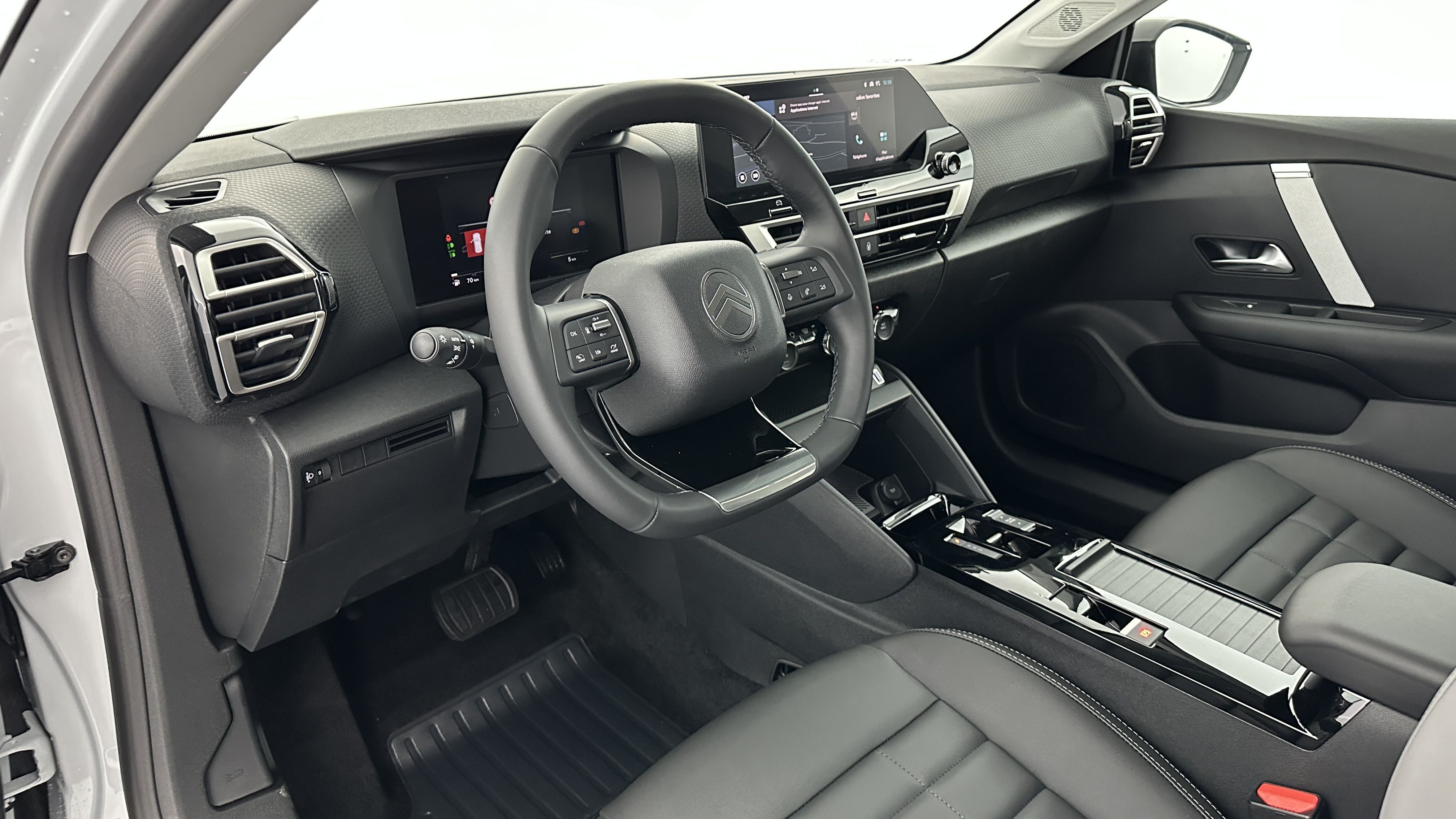 GLI00018729_p53 - CITROEN - C4 - 2025 - photo 6