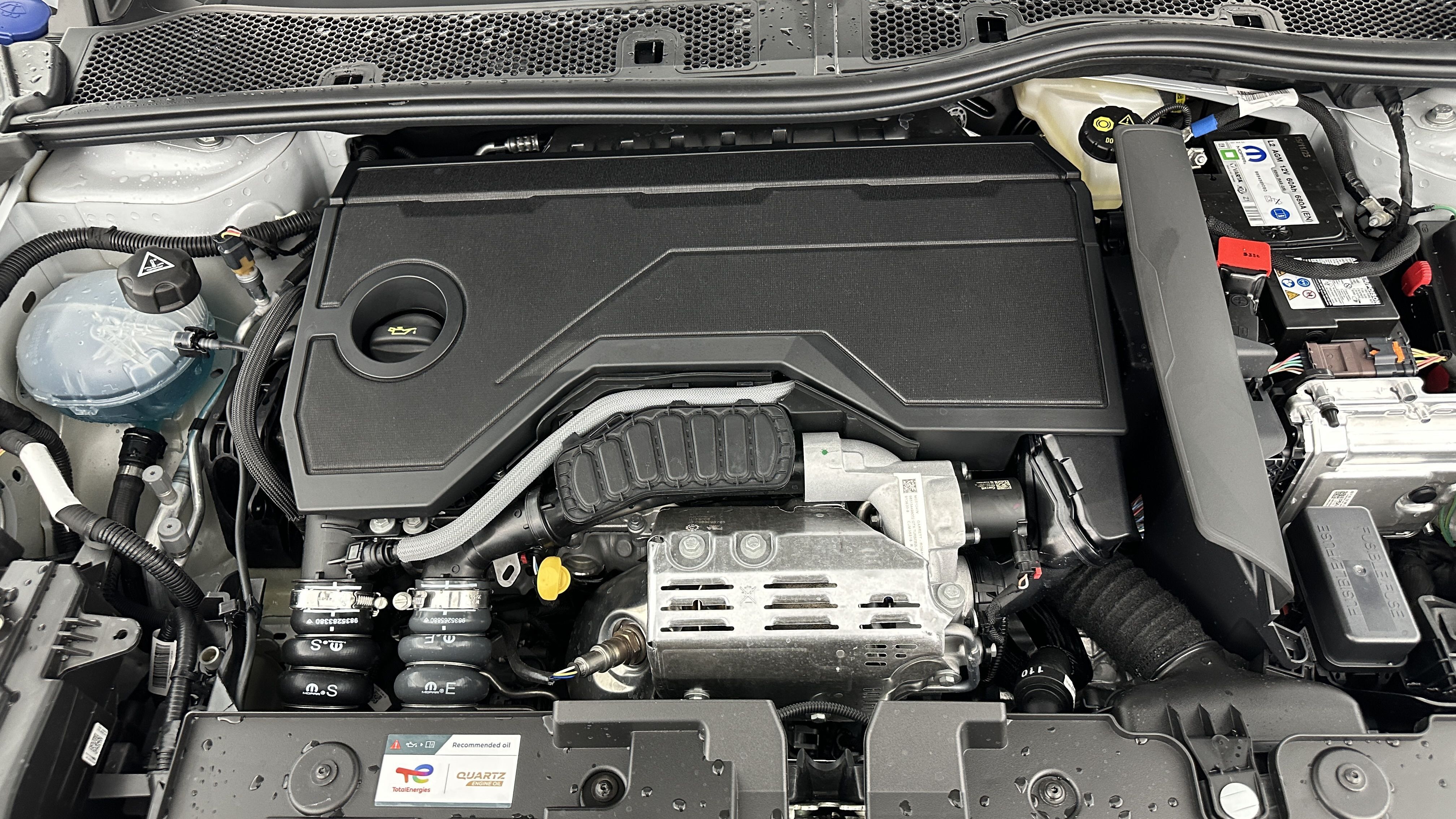 GLI00018729_p53 - CITROEN - C4 - 2025 - photo 11