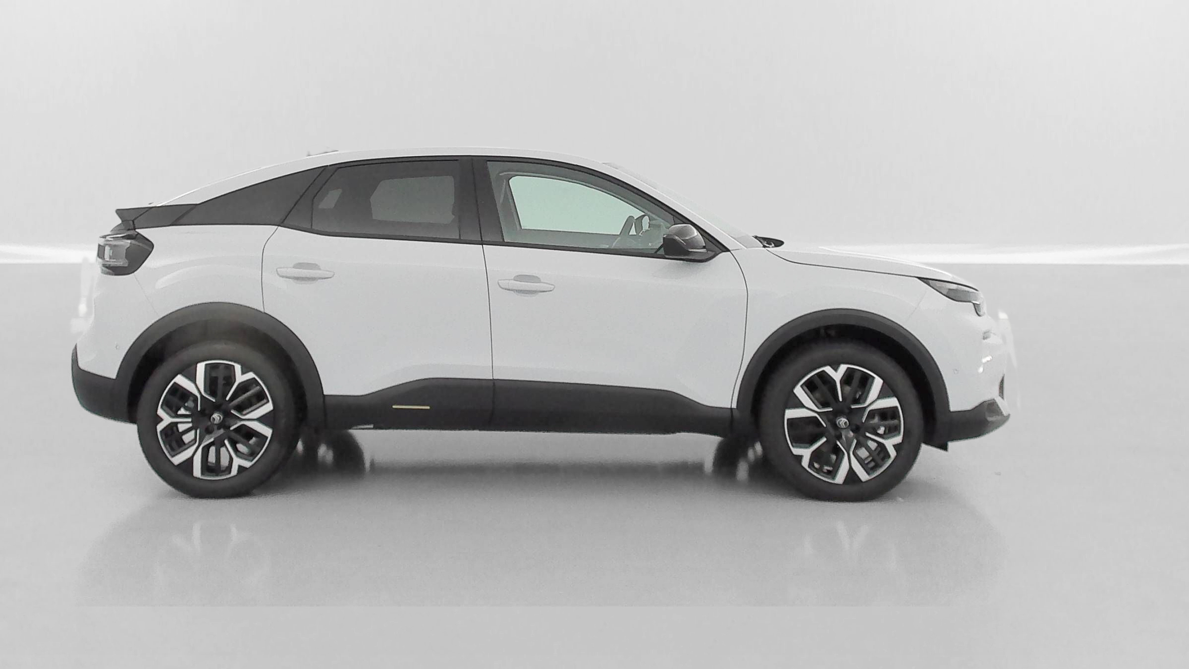 GLI00018729_p53 - CITROEN - C4 - 2025 - photo 25