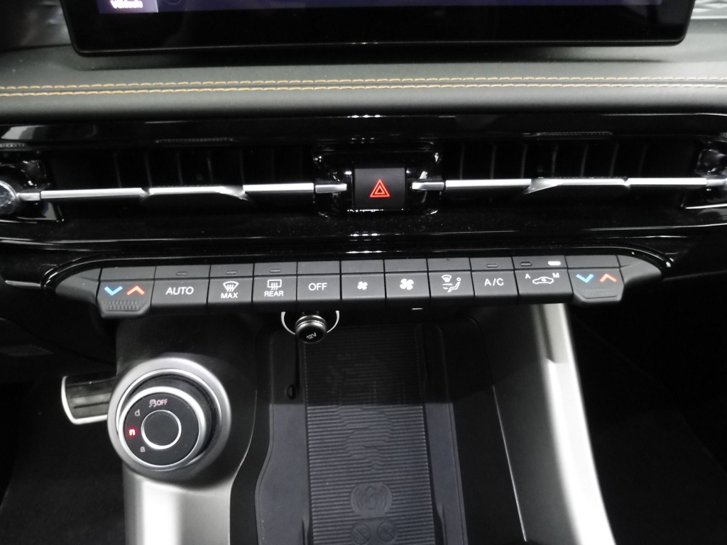 70244_p51 - ALFA ROMEO - TONALE - 2024 - photo 7