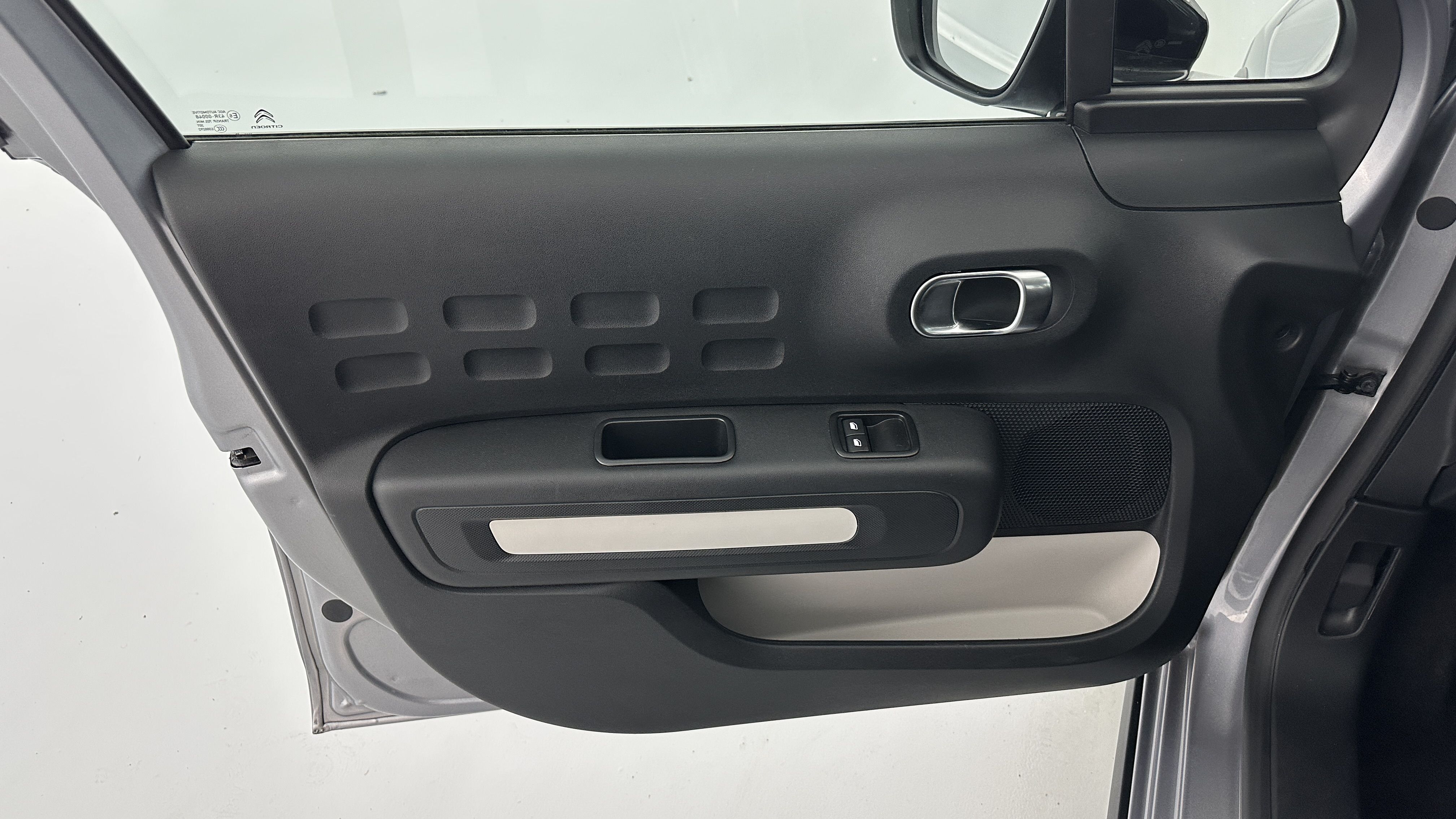 GLI00011684_p53 - CITROEN - C3 - 2024 - photo 13