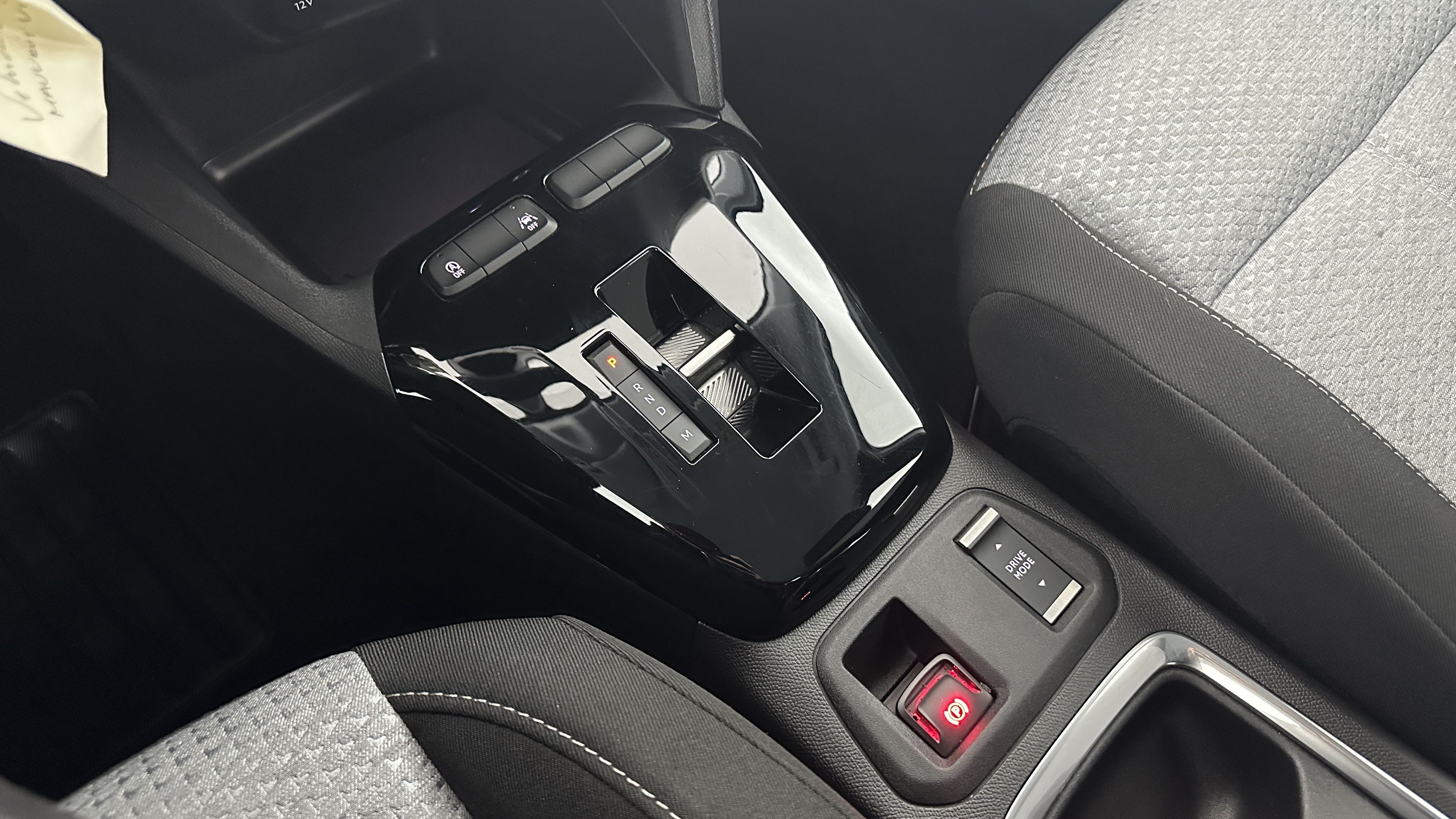 GLI00021501_p53 - OPEL - CORSA - 2024 - photo 17