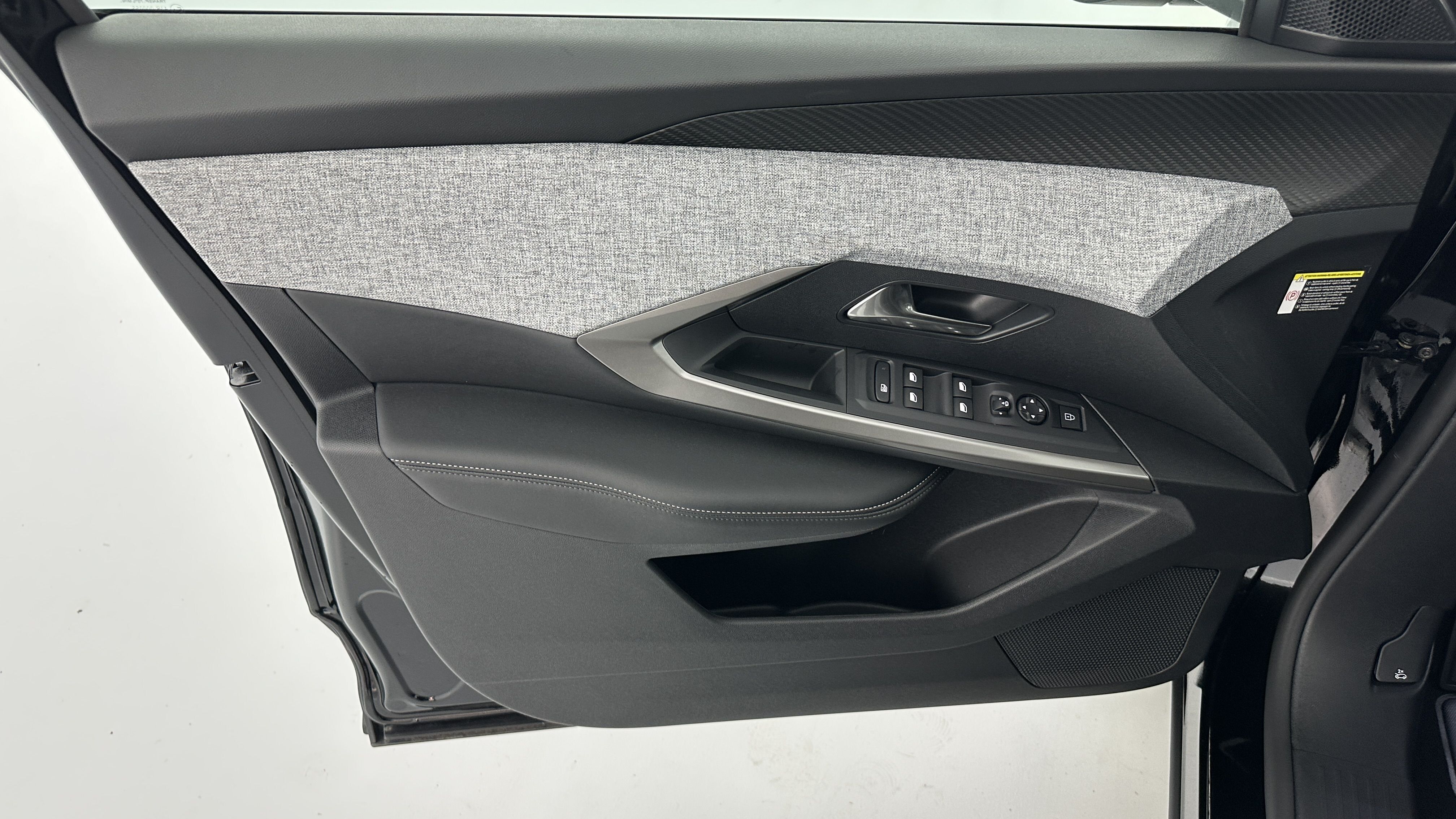 GLI00012567_p53 - PEUGEOT - 3008 - 2025 - photo 13