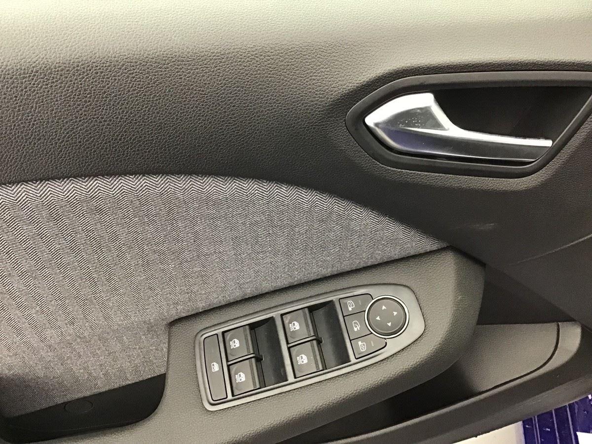 380966_p2 - RENAULT - CLIO 5 - 2026 - photo 9