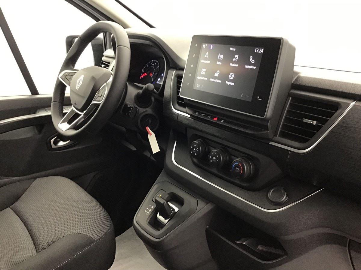 380939_p2 - RENAULT - TRAFIC - 2026 - photo 8