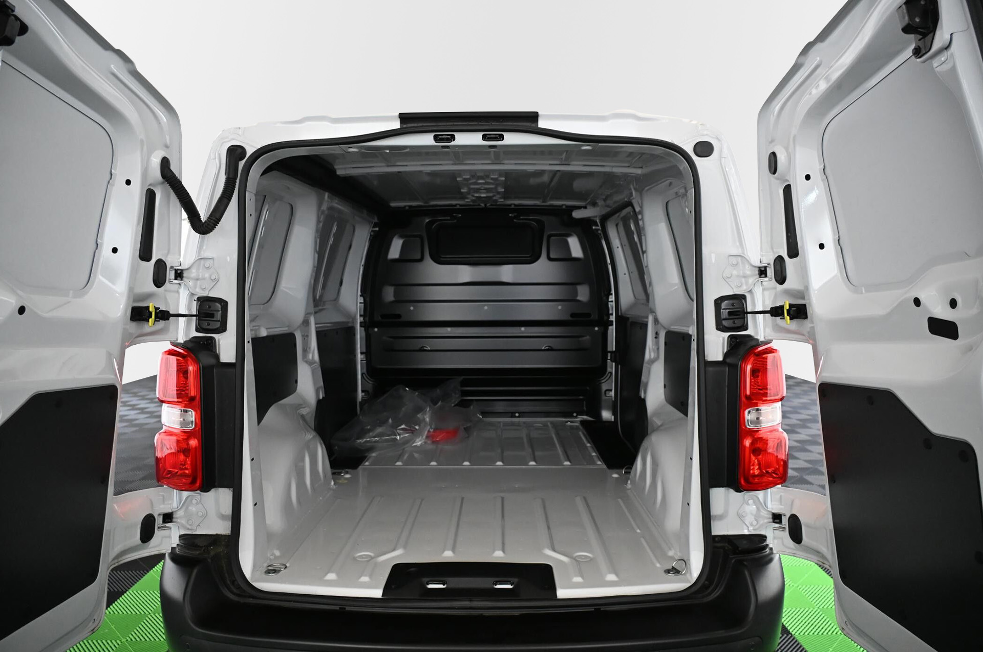 18847_p35 - CITROEN - JUMPY - 2024 - photo 32