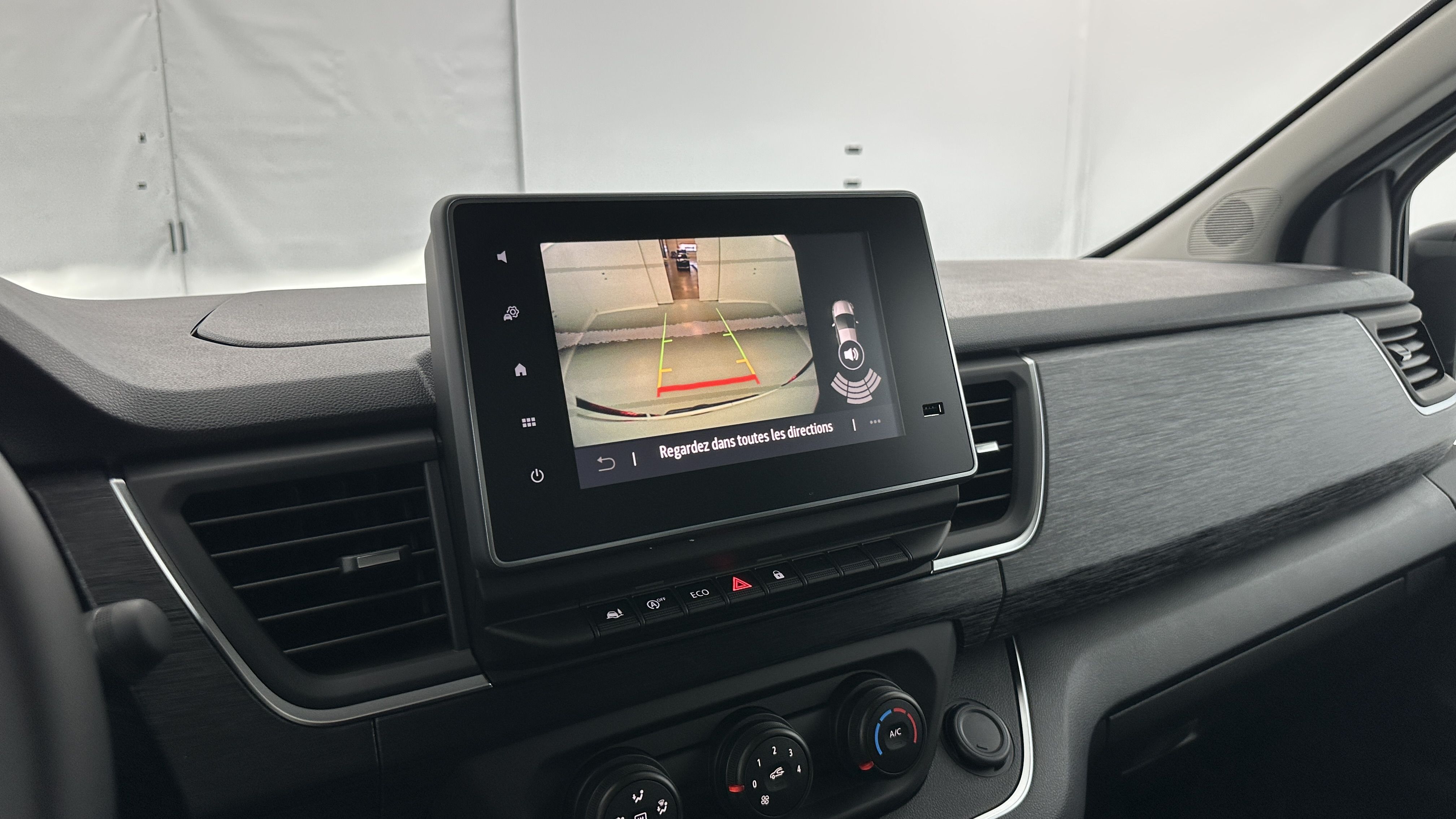 GLI00026311_p53 - RENAULT - TRAFIC - 2025 - photo 7