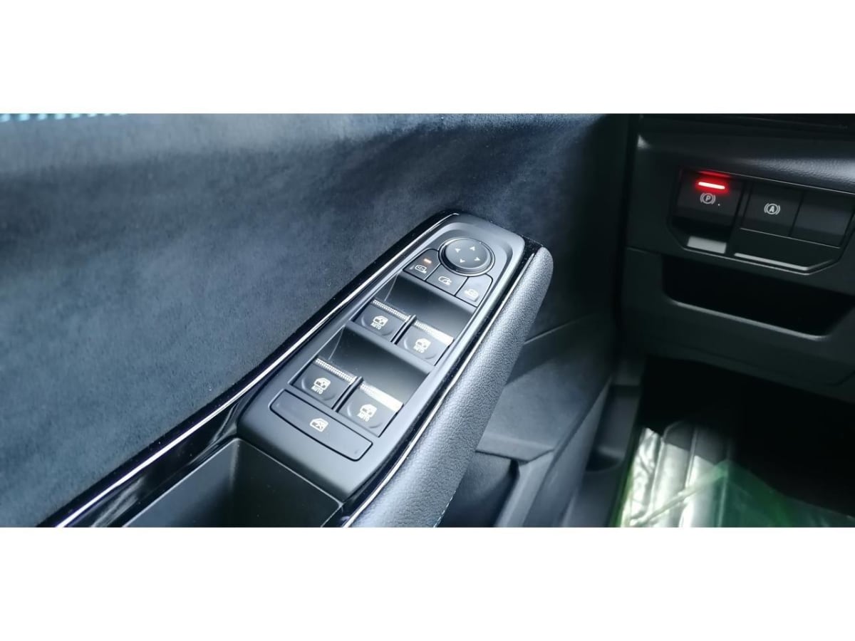 382289_p2 - RENAULT - AUSTRAL - 2026 - photo 8