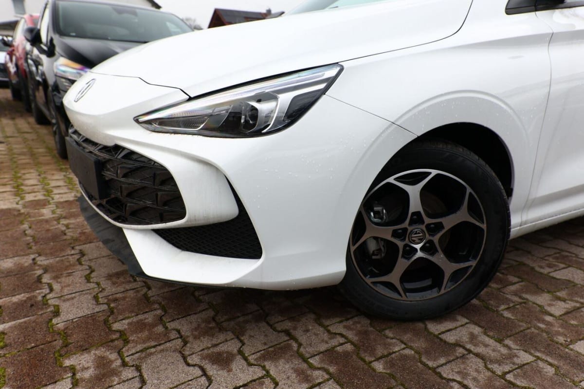 384359_p2 - MG - MG3 - 2026 - photo 4