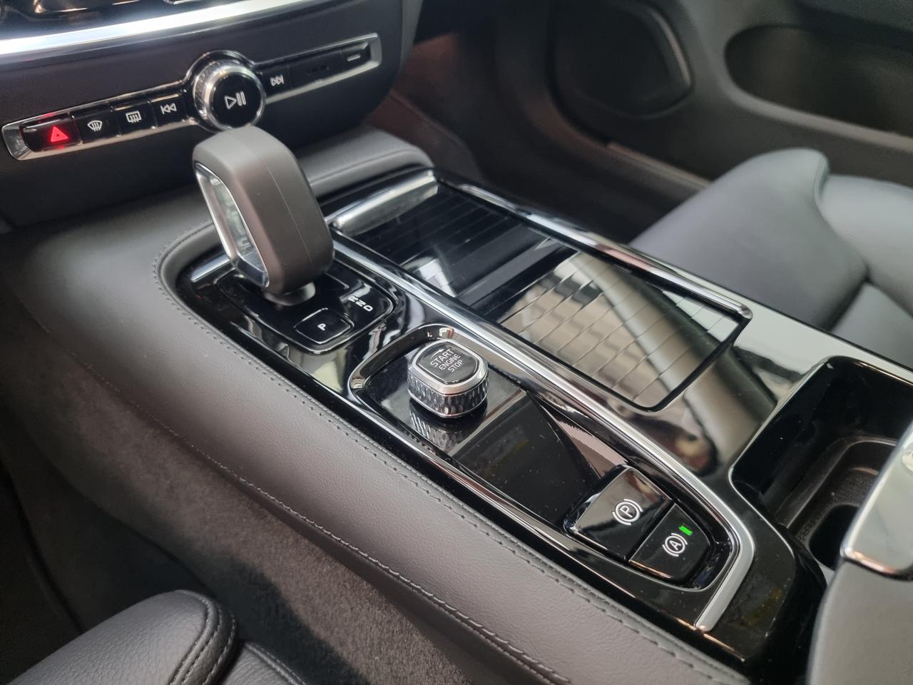 0679-0003030_p68 - VOLVO - V 60 - 2024 - photo 18