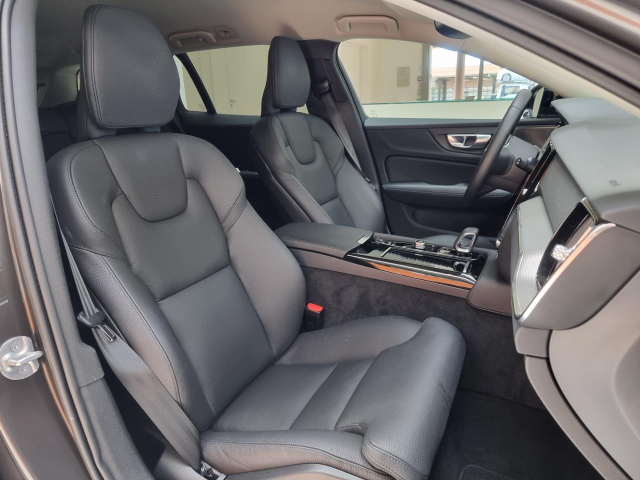 0679-0003031_p68 - VOLVO - V 60 - 2024 - photo 12