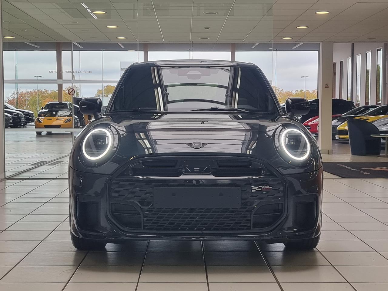 0679-0003054_p68 - MINI - COOPER - 2026 - photo 3