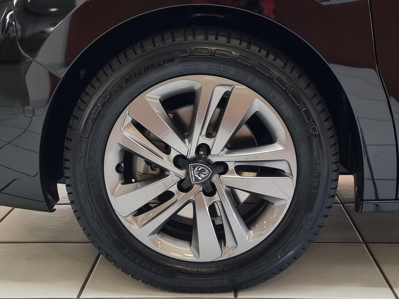 0679-0003138_p68 - PEUGEOT - EXPERT - 2025 - photo 7