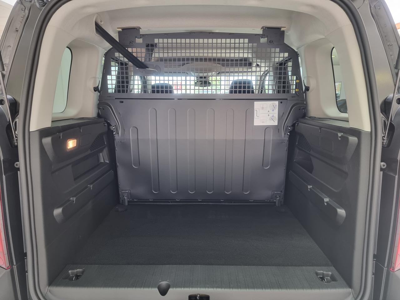 0679-0003144_p68 - CITROEN - BERLINGO - 2026 - photo 12