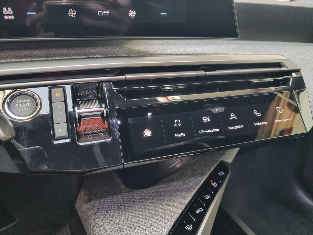 0679-0003277_p68 - PEUGEOT - 5008 - 2025 - photo 25