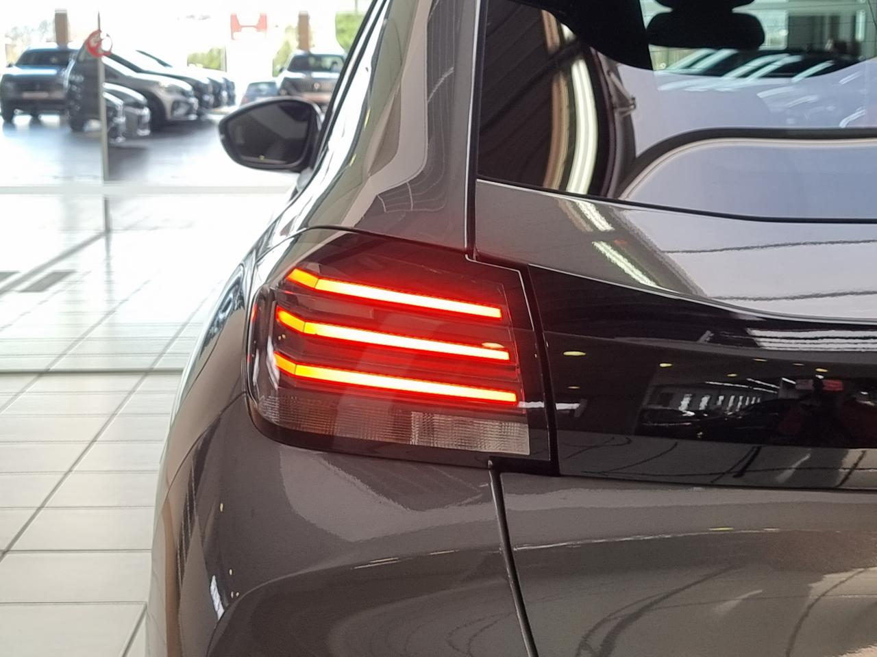 0679-0003336_p68 - PEUGEOT - 208 - 2026 - photo 7