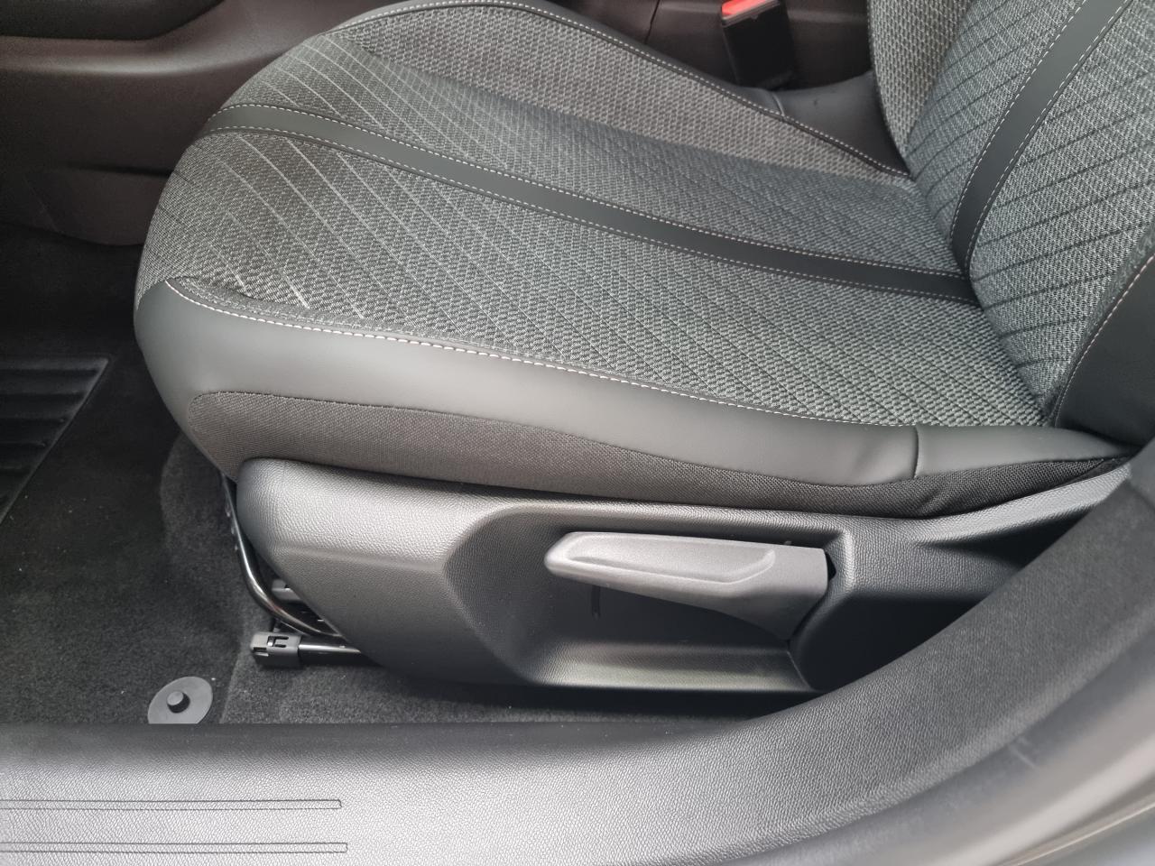 0679-0003336_p68 - PEUGEOT - 208 - 2026 - photo 14