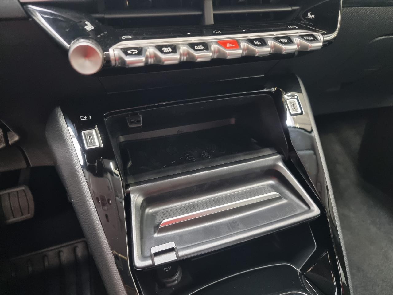 0679-0003336_p68 - PEUGEOT - 208 - 2026 - photo 18