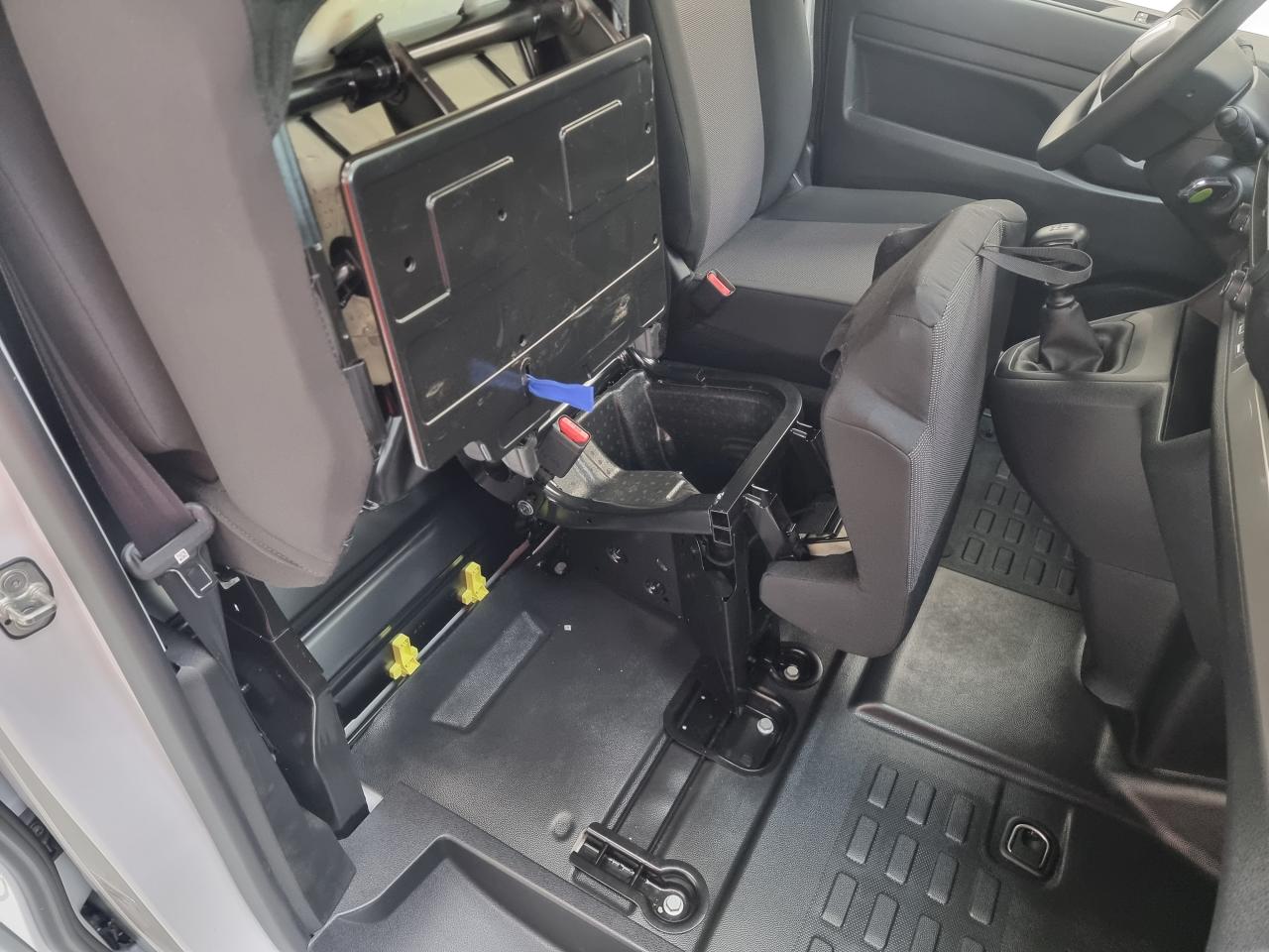 0679-0003455_p68 - PEUGEOT - EXPERT - 2025 - photo 19