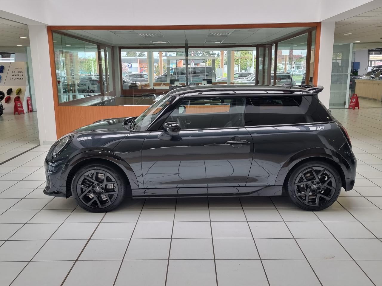 0679-0003465_p68 - MINI - COOPER - 2025 - photo 29