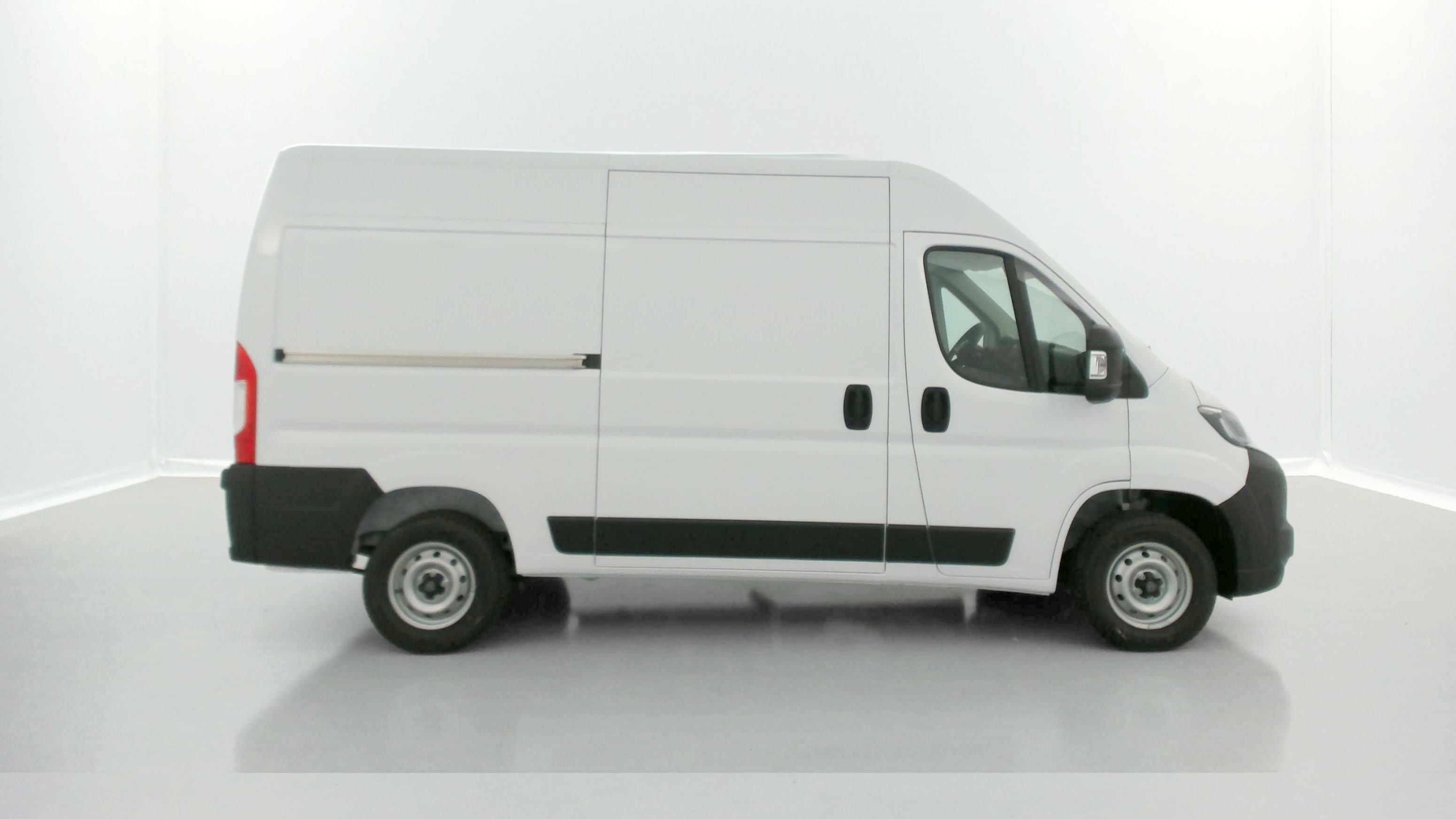 GLI00027199_p53 - PEUGEOT - BOXER - 2025 - photo 19