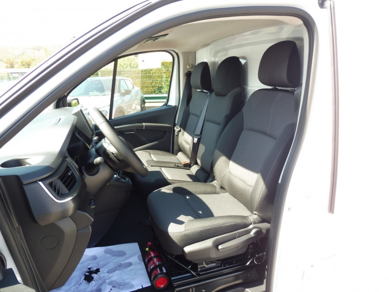 74159_p51 - RENAULT - TRAFIC - 2025 - photo 3