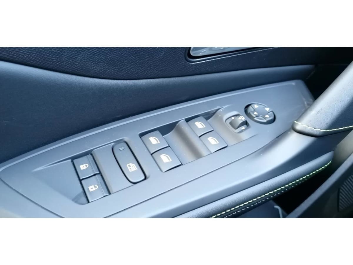 386310_p2 - PEUGEOT - 308 - 2026 - photo 9