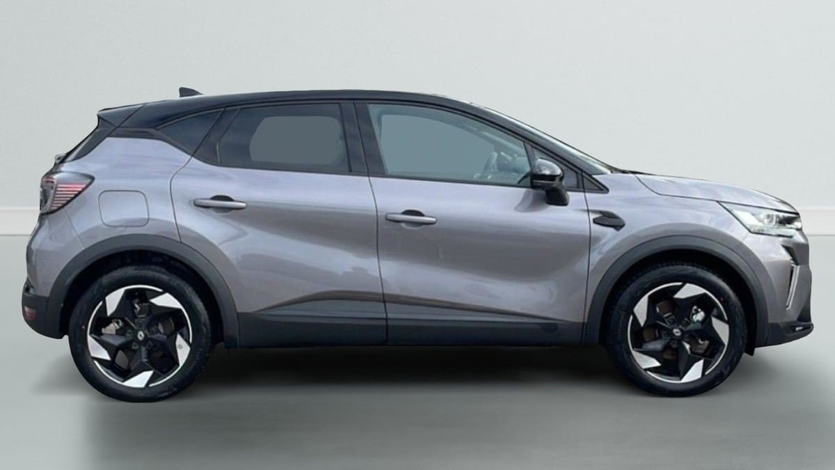 356174_p2 - RENAULT - CAPTUR - 2025 - photo 8