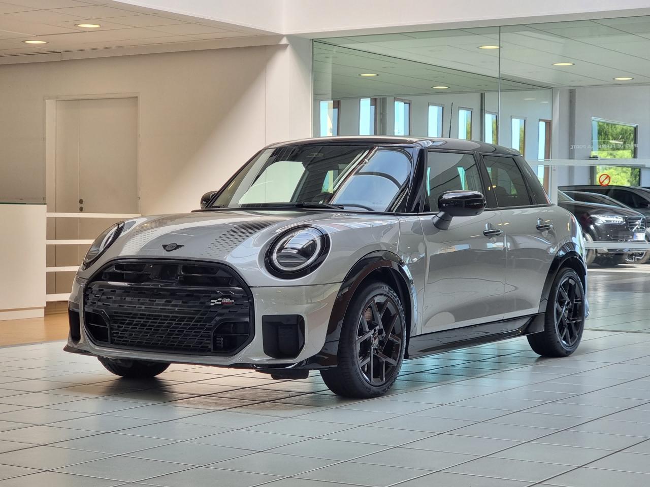 0679-0003466_p68 - MINI - COOPER - 2025 - photo 1