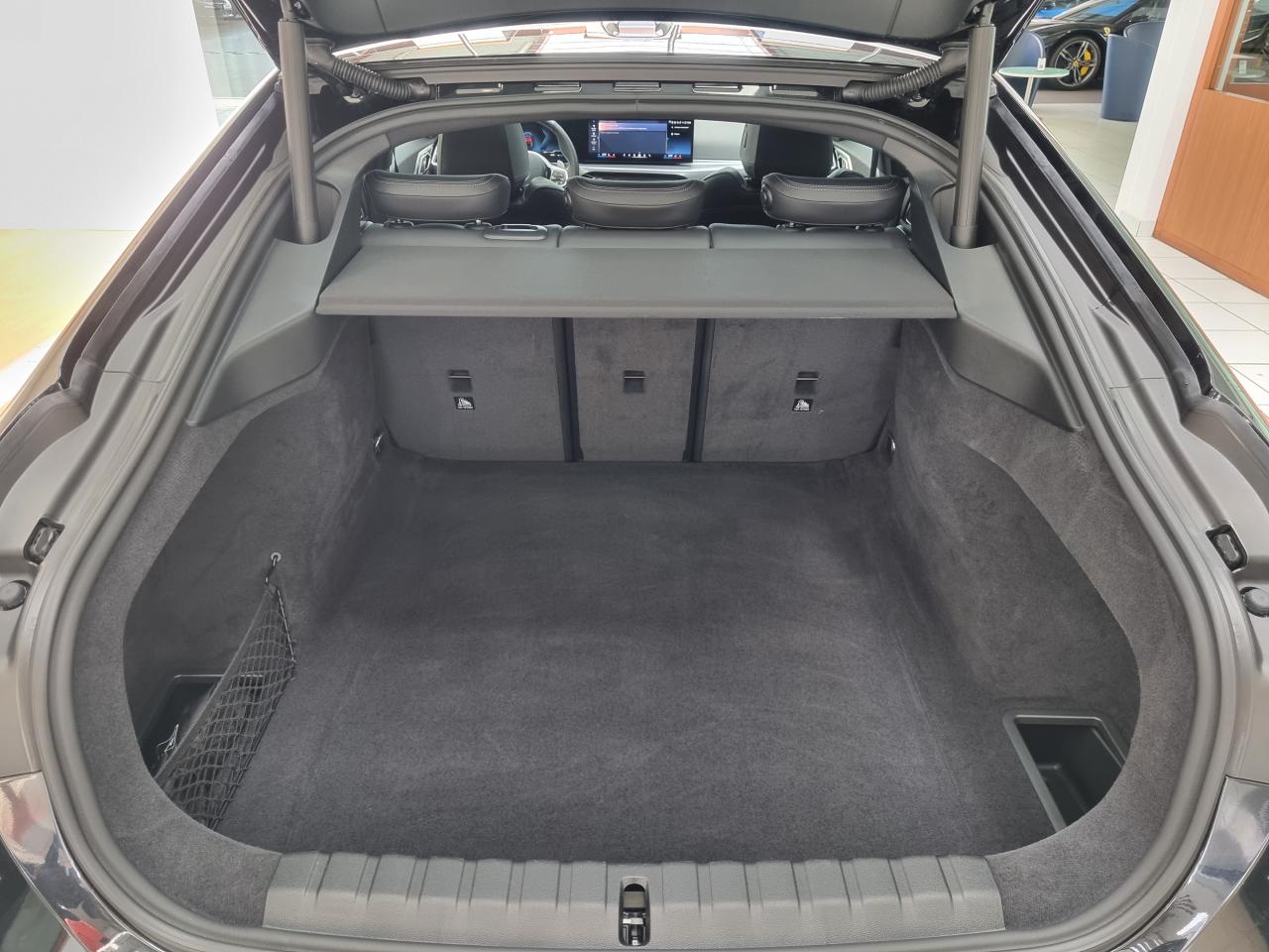 0679-0003492_p68 - BMW - SERIE 4 - 2025 - photo 12