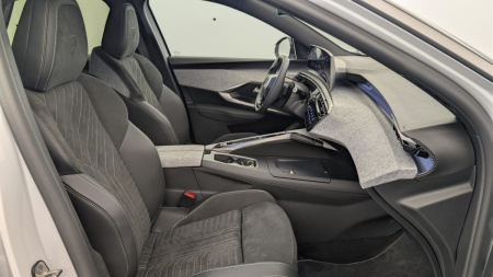 388240_p2 - PEUGEOT - 3008 - 2025
