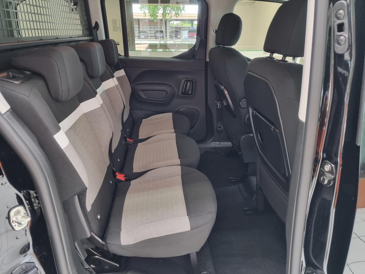 0679-0003146_p68 - CITROEN - BERLINGO - 2026 - photo 19