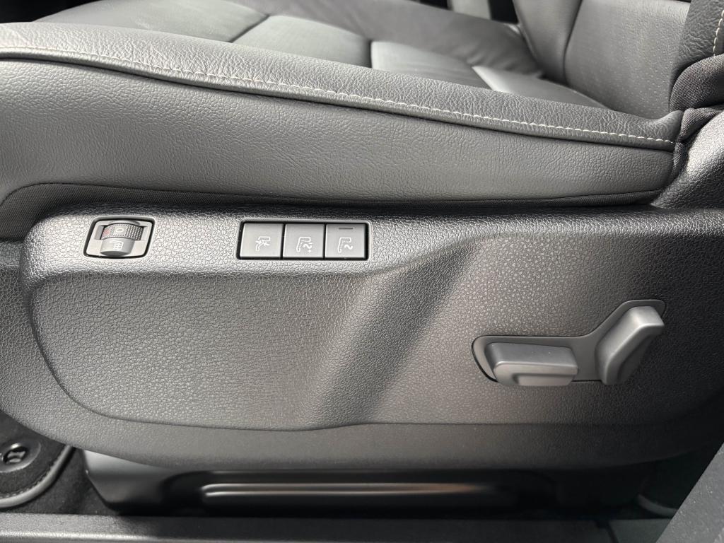 0679-0003174_p68 - PEUGEOT - TRAVELLER - 2025 - photo 15