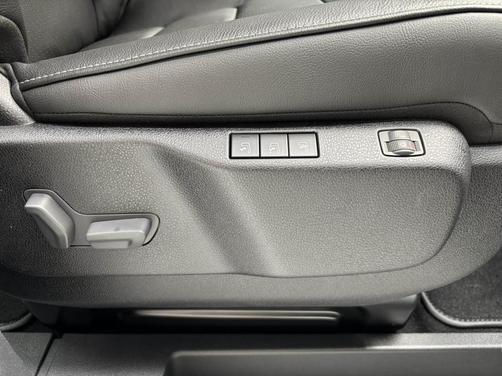 0679-0003174_p68 - PEUGEOT - TRAVELLER - 2025 - photo 28