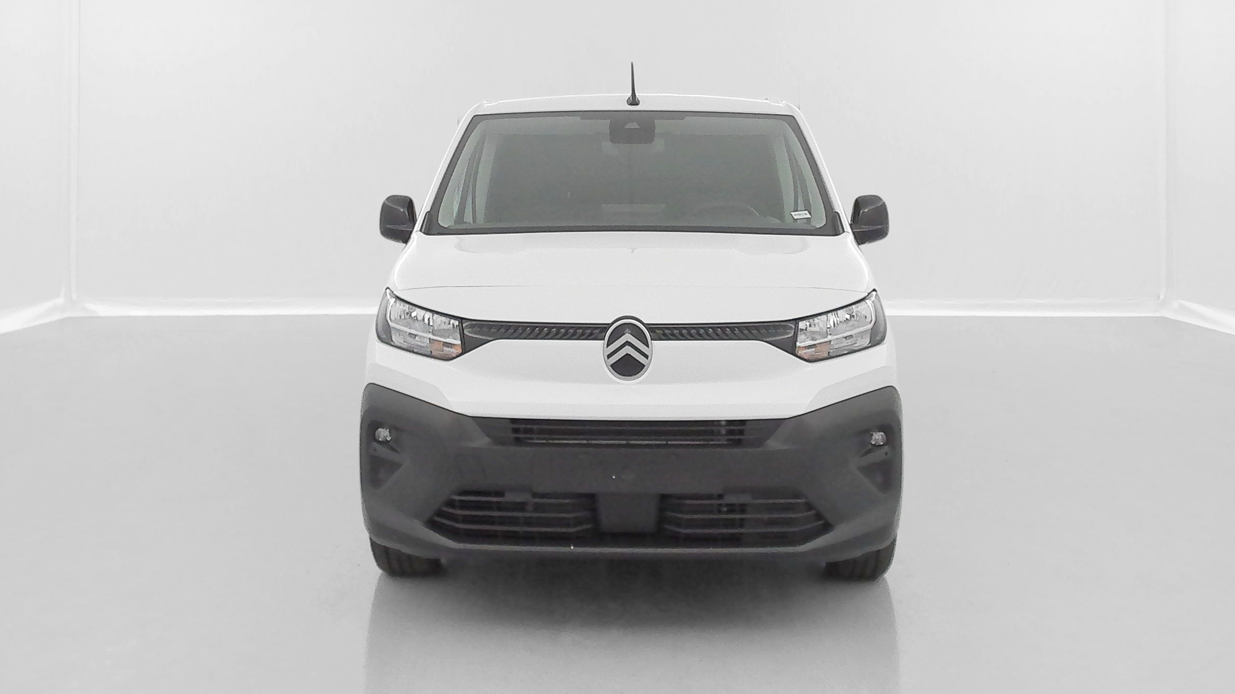 GLI00017529_p53 - CITROEN - BERLINGO - 2025 - photo 2