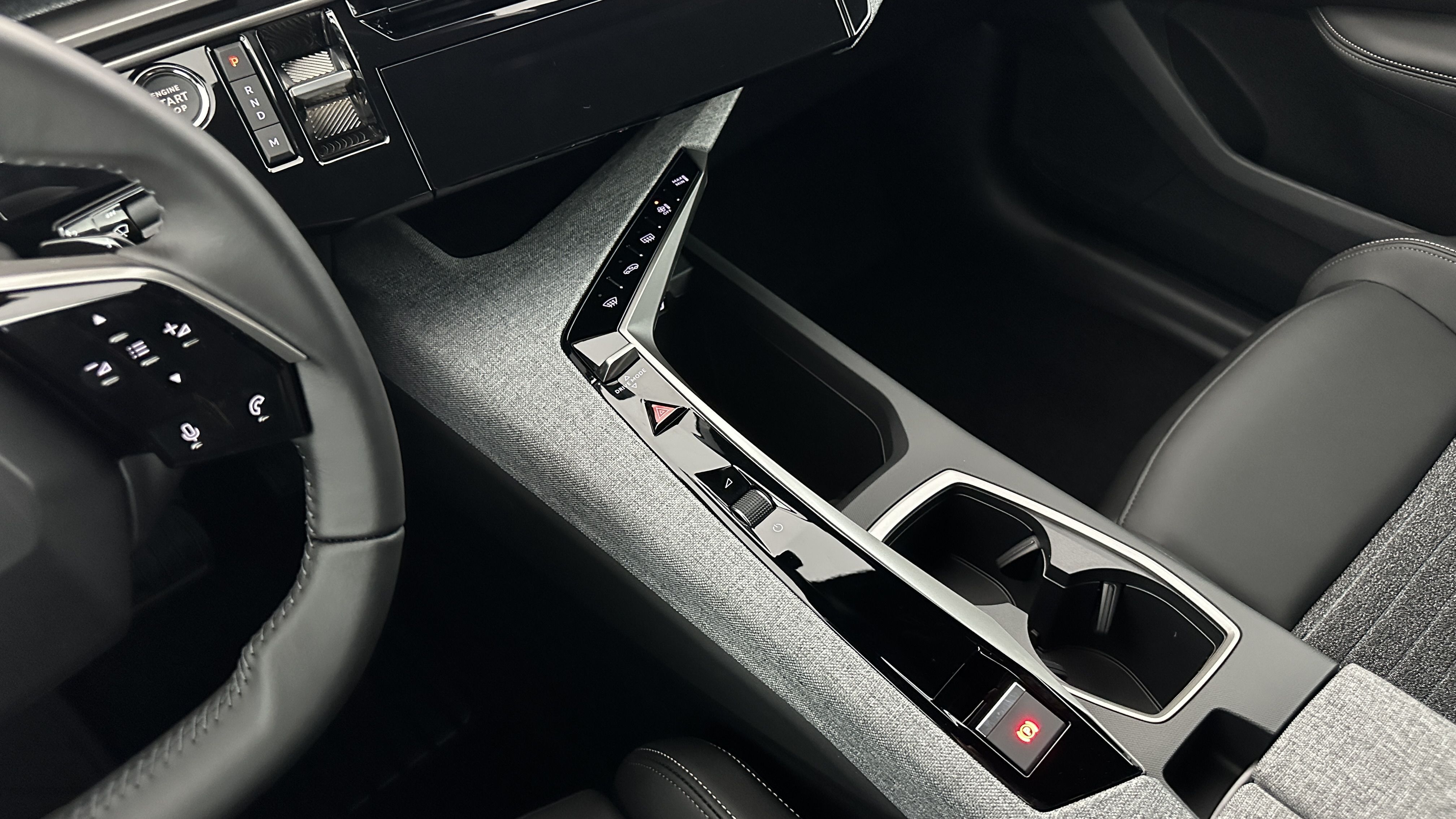GLI00012573_p53 - PEUGEOT - 3008 - 2025 - photo 17
