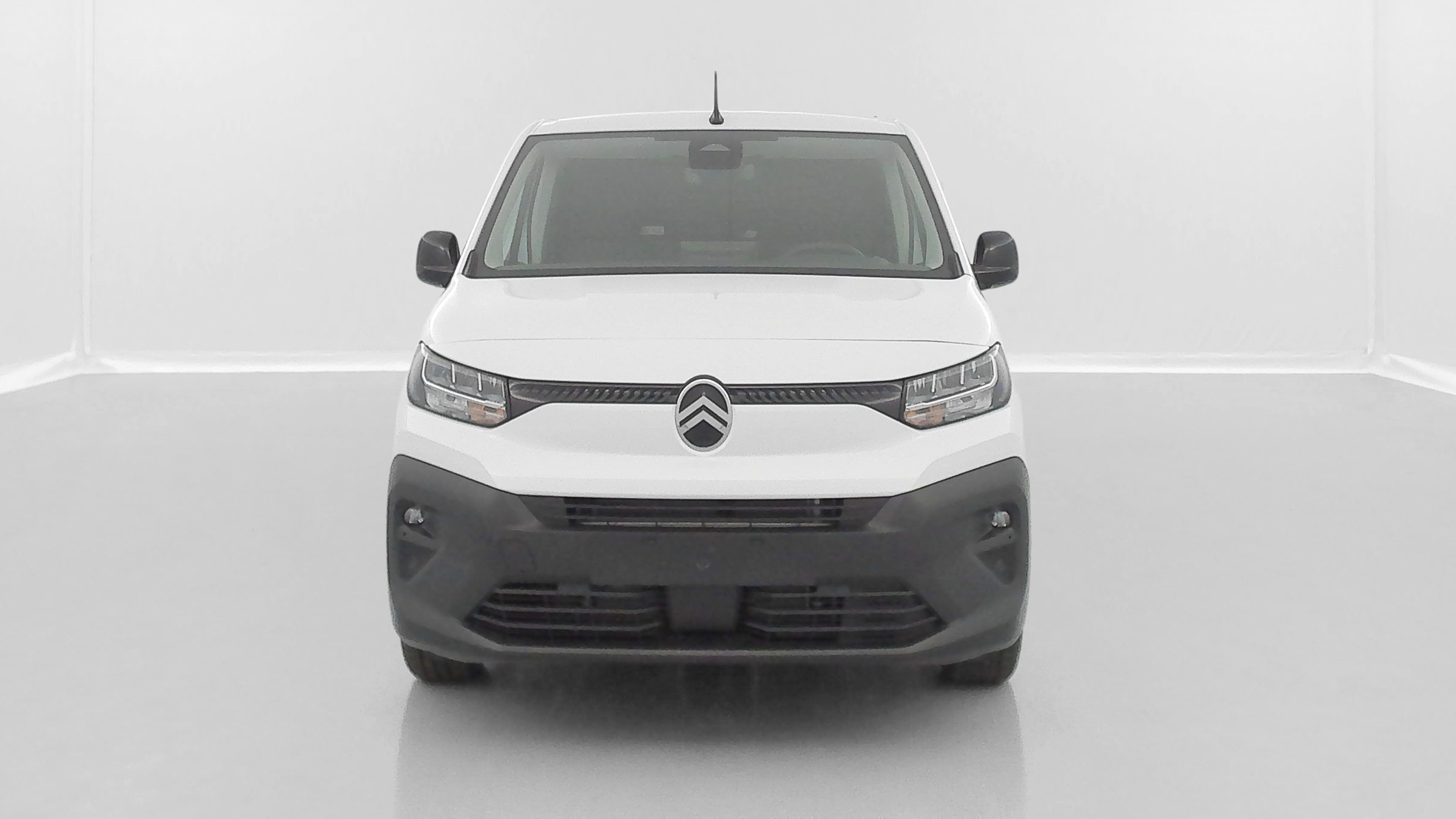 GLI00017532_p53 - CITROEN - BERLINGO - 2025 - photo 2