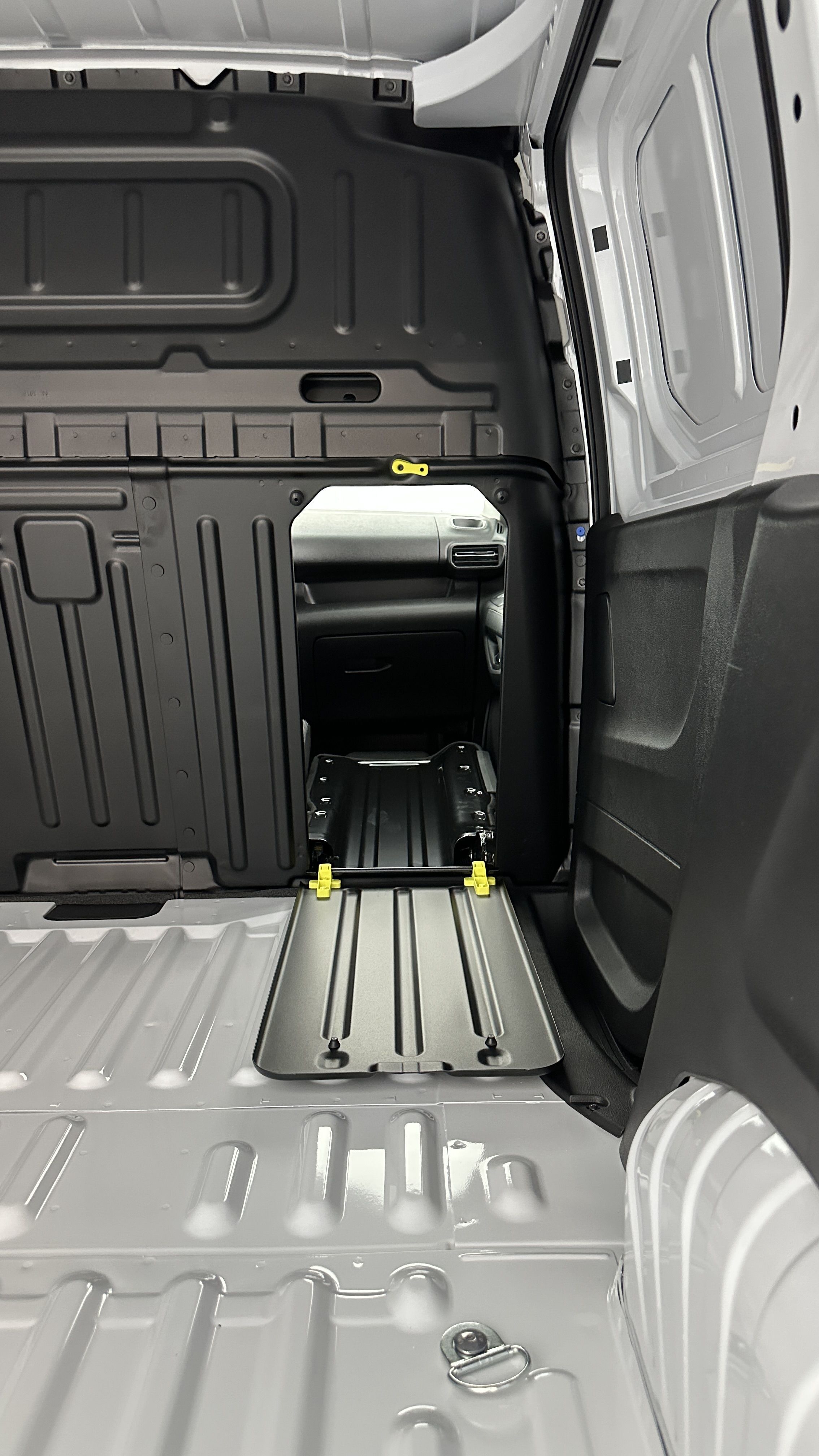 GLI00017532_p53 - CITROEN - BERLINGO - 2025 - photo 21