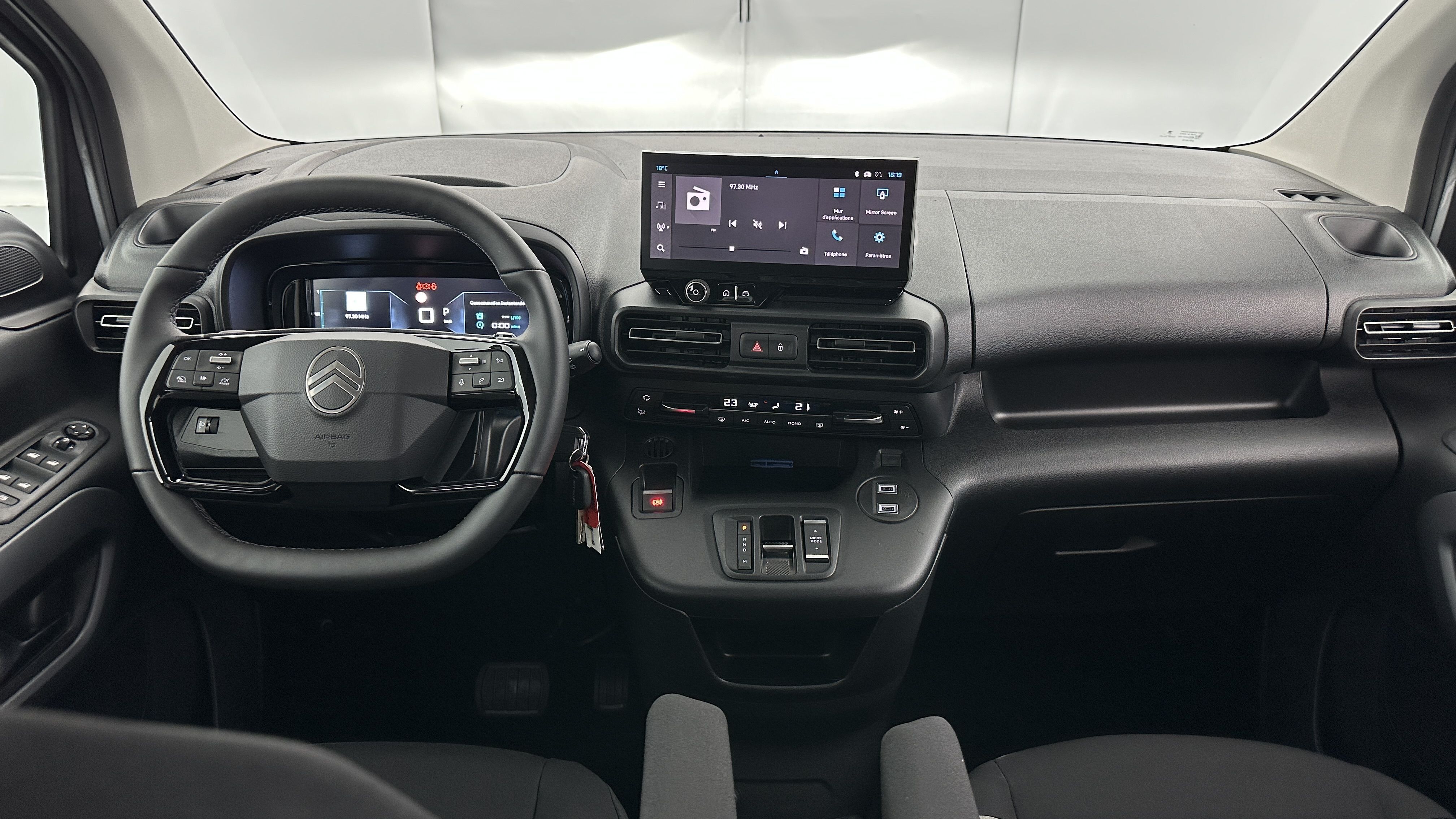 GLI00035033_p53 - CITROEN - BERLINGO - 2025 - photo 7